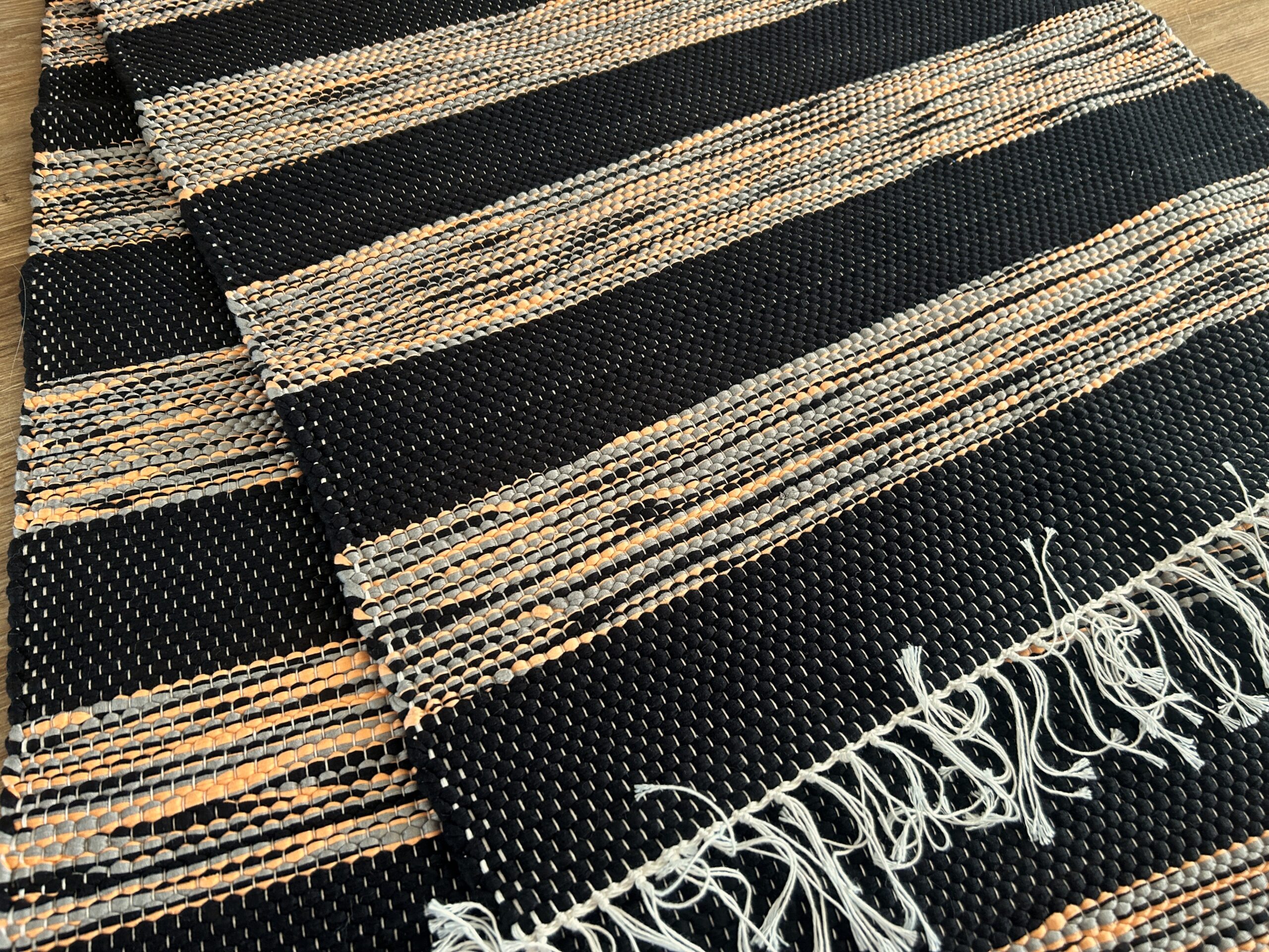 0,69 x 2,19 Must + oranži-halli triibuline - Image 3